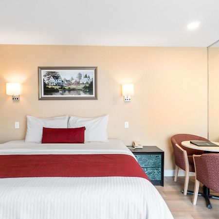 Hotel Bromont Zimmer foto